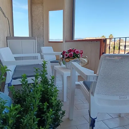 Ammari. - Bilocale. * Gallico