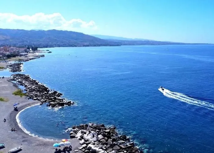 Ammari. - Bilocale. * Gallico